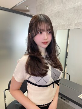 リリー(Lilley) くすみベージュ×姫カットレイヤー×韓国風巻き【ayana】