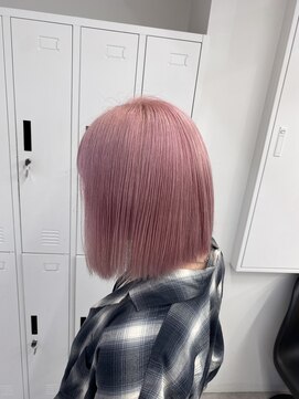 ペレ 渋谷(PELE) イメチェン/ホワイトブロンド/外ハネボブ/美髪/渋谷