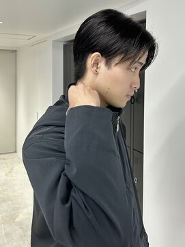 イェン(Yen.) センターパート　刈り上げないショート　メンズ