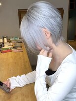 ブレイズヘアー(BLAZEhair) 【ブルベオススメ】ホワイトシルバー×ブリーチ3回