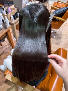 リュミエ ドゥ マッシュ(Lumier de mashu) 【大阪/梅田/茶屋町/中崎町】触れたくなる美髪/oooit/ストレート