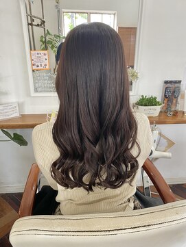 ヘアーアンドメイクアップモパ 艶髪