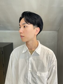 スヴニール(souvenir) フェザーパーマ　メンズパーマ　メンズカット