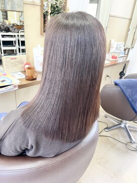 コアフィールフィス(COIFFURE fils) 《見附 今町》