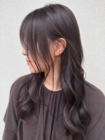 カイノ 金剛店(KAINO)&nbsp;顔まわりレイヤーでつくる大人の柔らかロングヘア