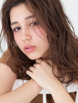 パティオン(PATIONN) ミルクティーカラークラシカルモード無造作大人波ウェーブカール