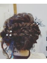 コクウ(Coqu) 編み込みアレンジ