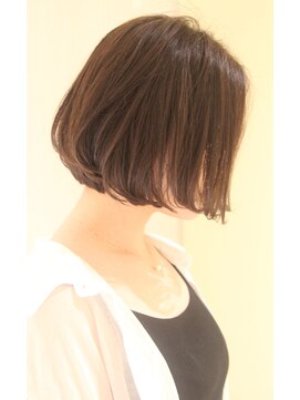 レウナ 外苑前(Reuna) 【30代40代50代】カットで決まる大人可愛いボブスタイル