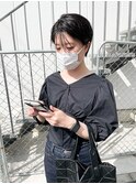 シースルーバング　黒髪ショート