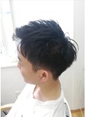 前髪を上げて爽やか印象