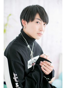 ミック ヘアアンドメイク アップ 駒込店(miq Hair&Make up) チャコールグレー透明感ツーブロックショートb1