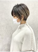 丸み&くびれショート