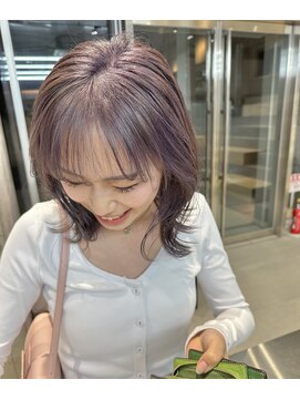 カケル(×.) ラベンダーグレージュ/くびレイヤー