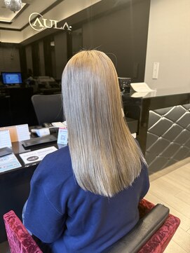 アウラ 砺波店(AULA) ホワイトベージュ