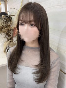 エルバイラビス 大宮(elu by lovis) 《chihina》オリーブベージュ/レイヤーカット/￥11200