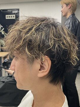 フイ 新宿3丁目(Hui) スパイキーショート/ニュアンスパーマ/韓国マッシュ/men's