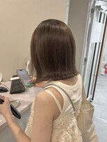 リル(lilu) オリーブベージュ×ボブ