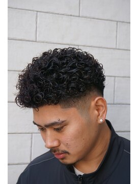 タフ バーバーショップ(TOUGH BARBER SHOP) 極道パーマ