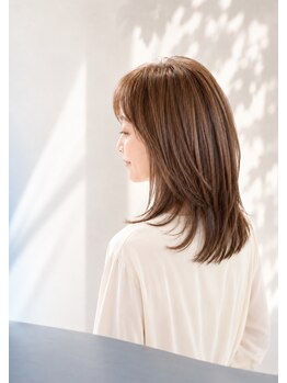ヴィオラカラー(VIOLLA COLOR)の写真/持続力に感動。厳選トリートメントで艶感・手触り・まとまりを整え、思わず触れたくなる上質美髪へ♪