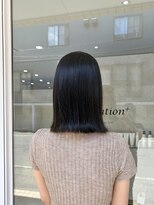 コレル(KORELLE) 透明感ブルーブラックで叶える暗髪スタイル