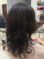 コース(co-th.)&nbsp;ウルフパーマレイヤーカット×小野ふゆり