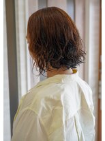 ムゥフ ヘアーアンドアイラッシュ(mouf hair&eyelash)&nbsp;【50・60代抜け感】ニュアンスウェーブ×白髪ぼかしコントラスト