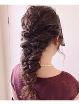 ヘアーメイク アディクト(HAIR MAKE addict) 結婚式およばれスタイル