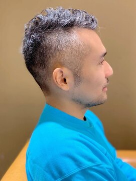 ベック ヘアサロン(BEKKU hair salon) グレーヘアもカッコ良く決まるソフトモヒカン☆