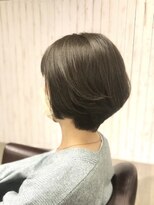 アンプリュス リアン(1+ Unplus lien)&nbsp;大人前下がりボブ/グラデーションカット/暗髪透明感グレージュ