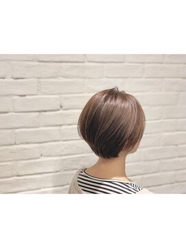 シュシュ レア南矢野目店(CHOUCHOU) コロンと丸みショートボブ^^