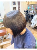 ピース オブ ヘアー Piece of Hair 前下がりボブ