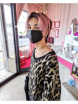 アンゼロ(UNZELO) ちょっぴりラフなメンズカジュアルスタイル