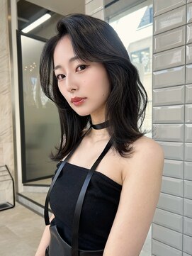 リリー(Lilley) 【lilley 稲永麻衣】レイヤーカット+ミディアム+天神韓国ヘア