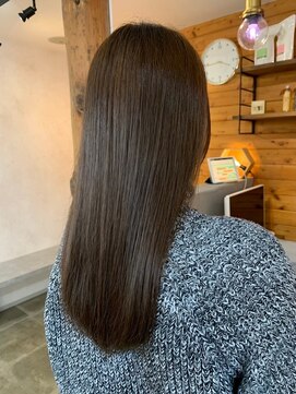 ビスクヘアデザイン(bisq hair design) 髪質改善カラー 艶カラー ブラウンカラー ミディアム