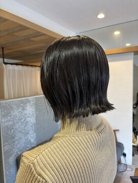 ブルーム ヘア デザイン ドゥーエ(bloom hair design due) 暗髪×くびれボブ【ボブ/ミニボブ/外ハネボブ/髪質改善】