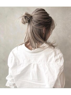 スリーエヌ(NNN) milk gray