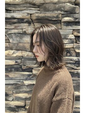 伸ばしかけを活かしたパーマスタイル