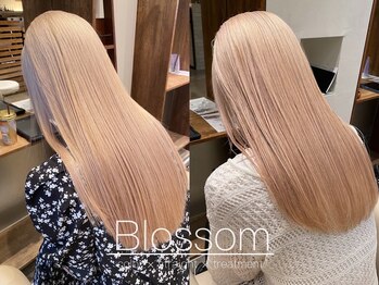ブロッサム 池袋店(Blossom)の写真/厳選されたトリートメントで、芯から潤うツヤ髪へ導きます【池袋駅/髪質改善/酸熱トリートメント/艶髪】