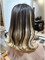 ミモザワークス ヘアアレンジ インナーカラー ブロンド アンブレラ ブリーチ2回