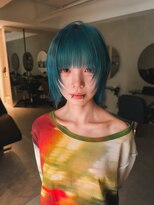 アンフィグ 吉祥寺(anfig)&nbsp;吉祥寺／ブルーグリーンのショートウルフ