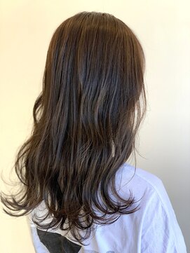 フェーディン(fa/din) 暗めモノグレージュ