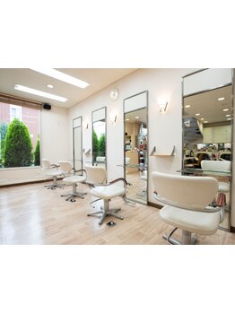 【高野駅5分】長年地域の方に愛されてきた老舗サロン！熟練スタイリストのスパやマッサージで癒されて♪