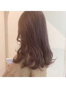 ミューバイアメイロ(mue by ameiro) ラベンダーベージュ × レイヤースタイル