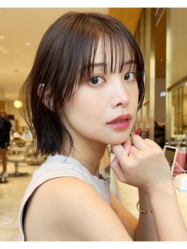 アフロートリノ(AFLOAT Leino) 【修】20代30代40代◎透明感カラー×韓国切りぱなしボブ