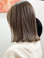 デート 下北沢(DATE)&nbsp;ダブルカラーミルクティーベージュカラーケアブリーチハイトーン