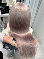 ユーフォリア 渋谷グランデ(Euphoria SHIBUYA GRANDE) シルバーカラー　ハイトーンカラー　髪質改善　ストレート　艶感