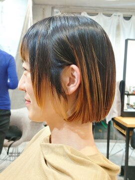 マノハル(MANOHARU) 【マノハル スタイル】裾カラー×ミニボブ