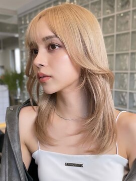 サンクプロジェクト(cinq PROJECT) ダメージレスなブリーチカラーで作るミルクティーベージュカラー