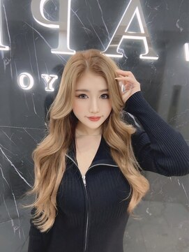 ラピス 渋谷本店(Lapis) ミルクティーカラー/ブリーチなし/レイヤーカット/ミニウルフ