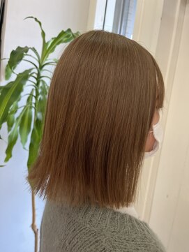 ビルズノア バイ ヤスオカ(BUILDS NOAH BY YASUOKA) ミルクティーベージュ/ハイトーン/ブリーチ/艶カラー